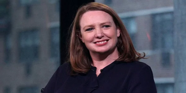 Paula Hawkins