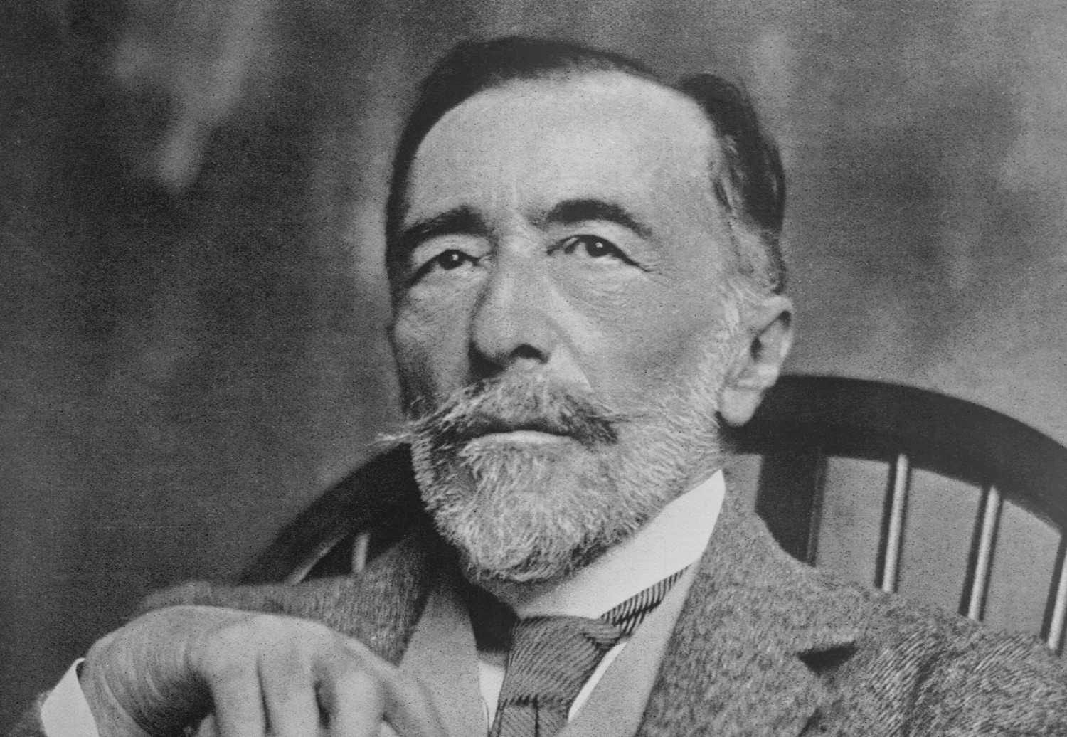 Joseph Conrad Biography